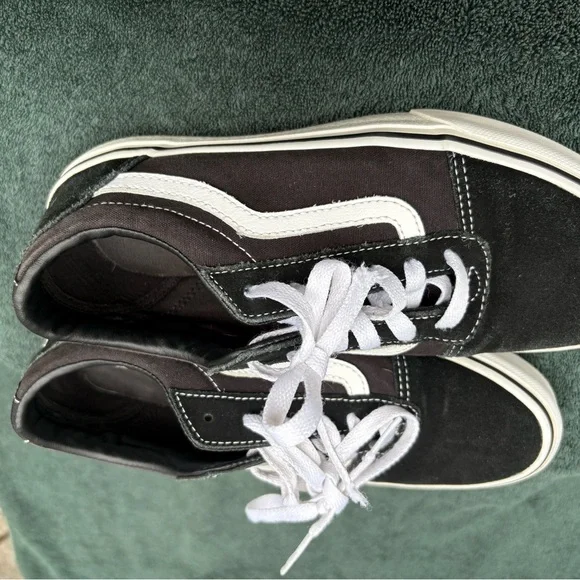 Vans Black and White Classic Sneakers - Picture 2 of 6